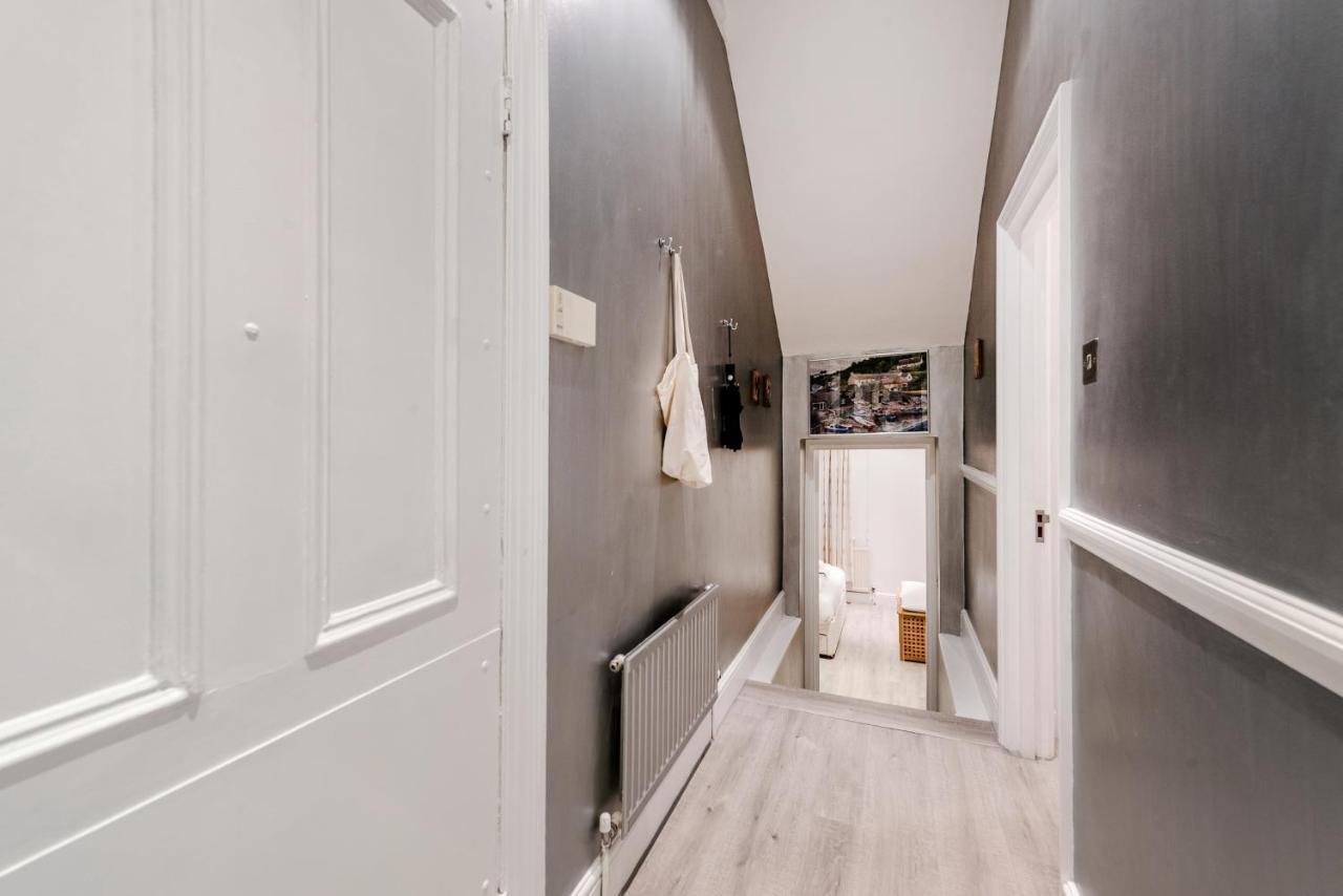 Lovely 2 Bedroom Flat In The Heart Of Chelsea Лондон Экстерьер фото