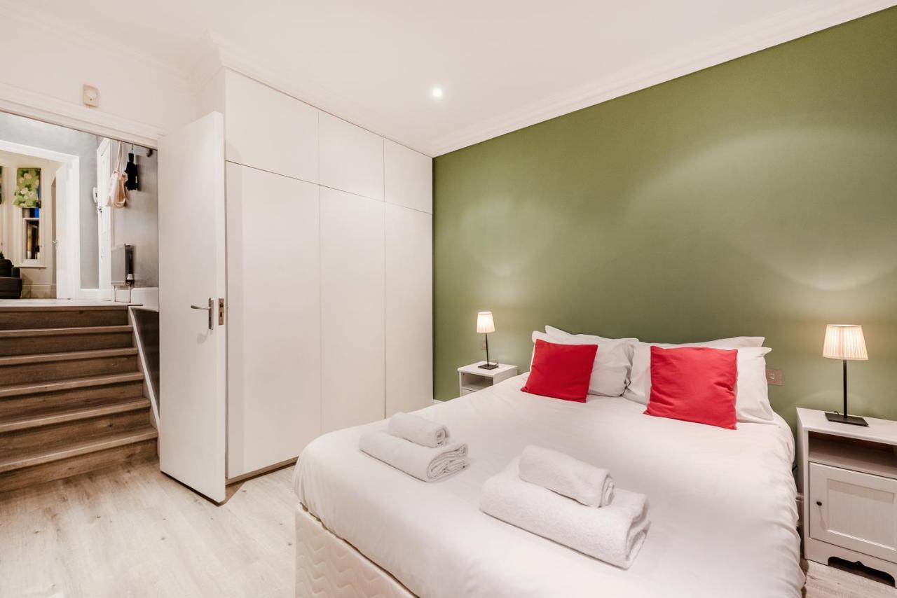 Lovely 2 Bedroom Flat In The Heart Of Chelsea Лондон Экстерьер фото